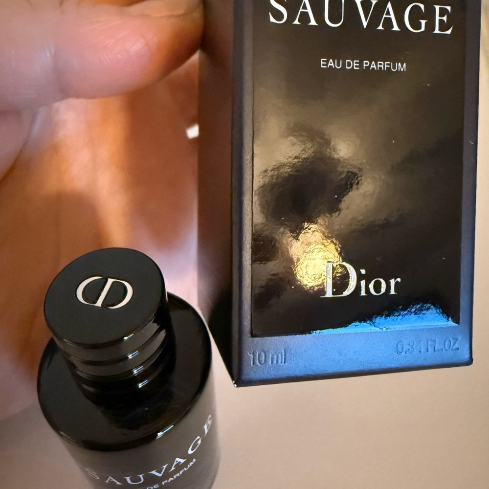 Dior Sauvage Eau de Parfum, 10ml - Picture 3 of 5